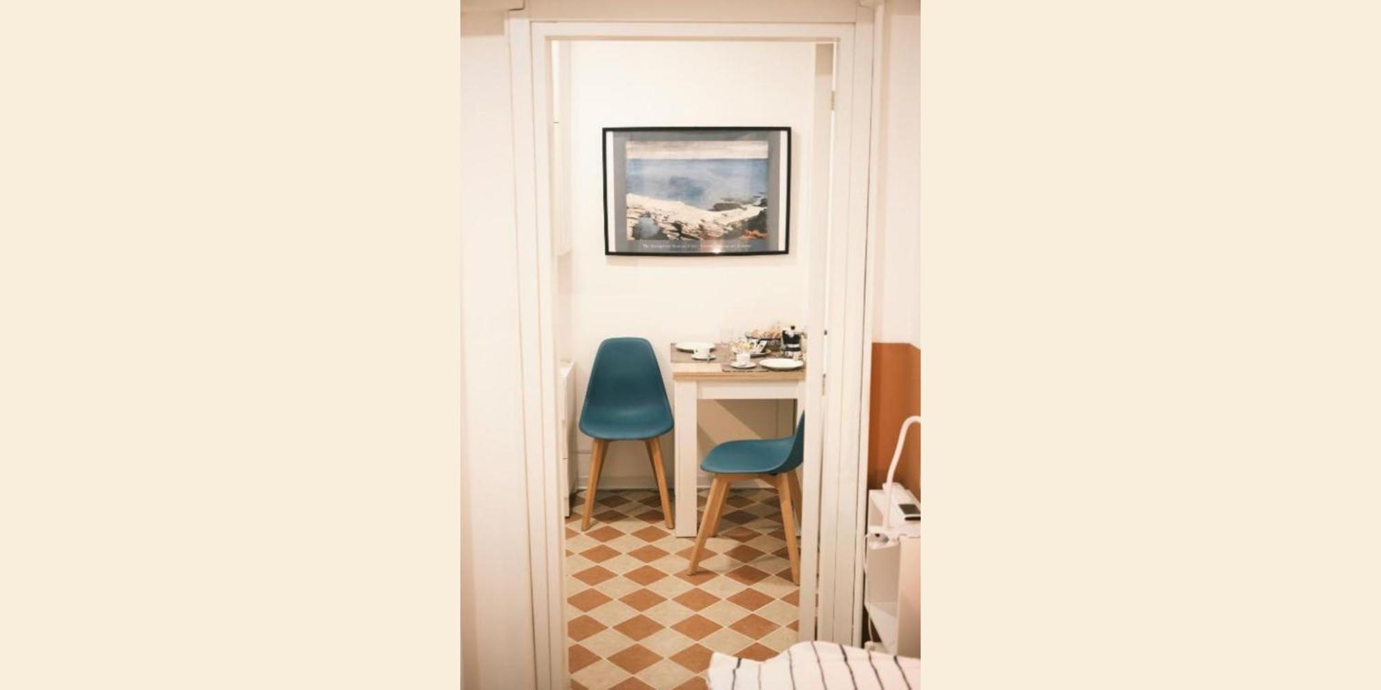 Nespolino, Piccola Casetta In Centro Storico Al Piano Terra Con Piccolo Spazio Esterno Privato Naples