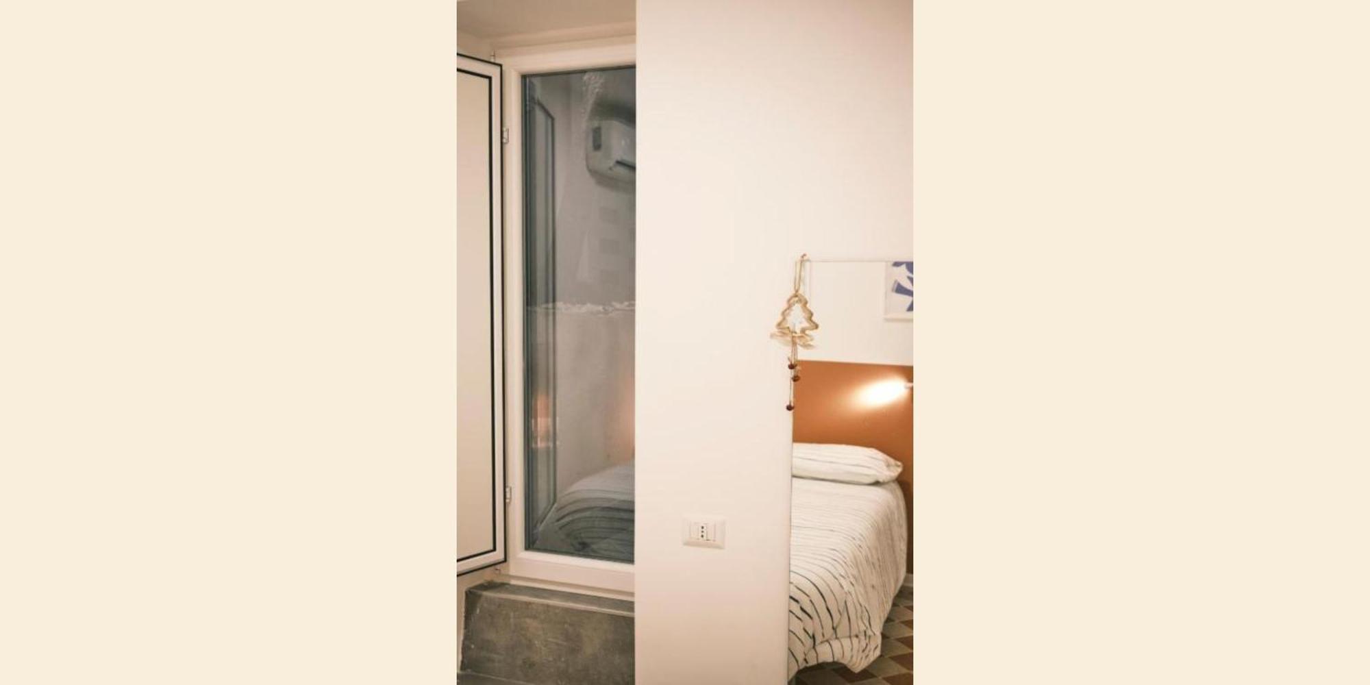 Apartment Nespolino, Piccola Casetta In Centro Storico Al Piano Terra Con Piccolo Spazio Esterno Privato