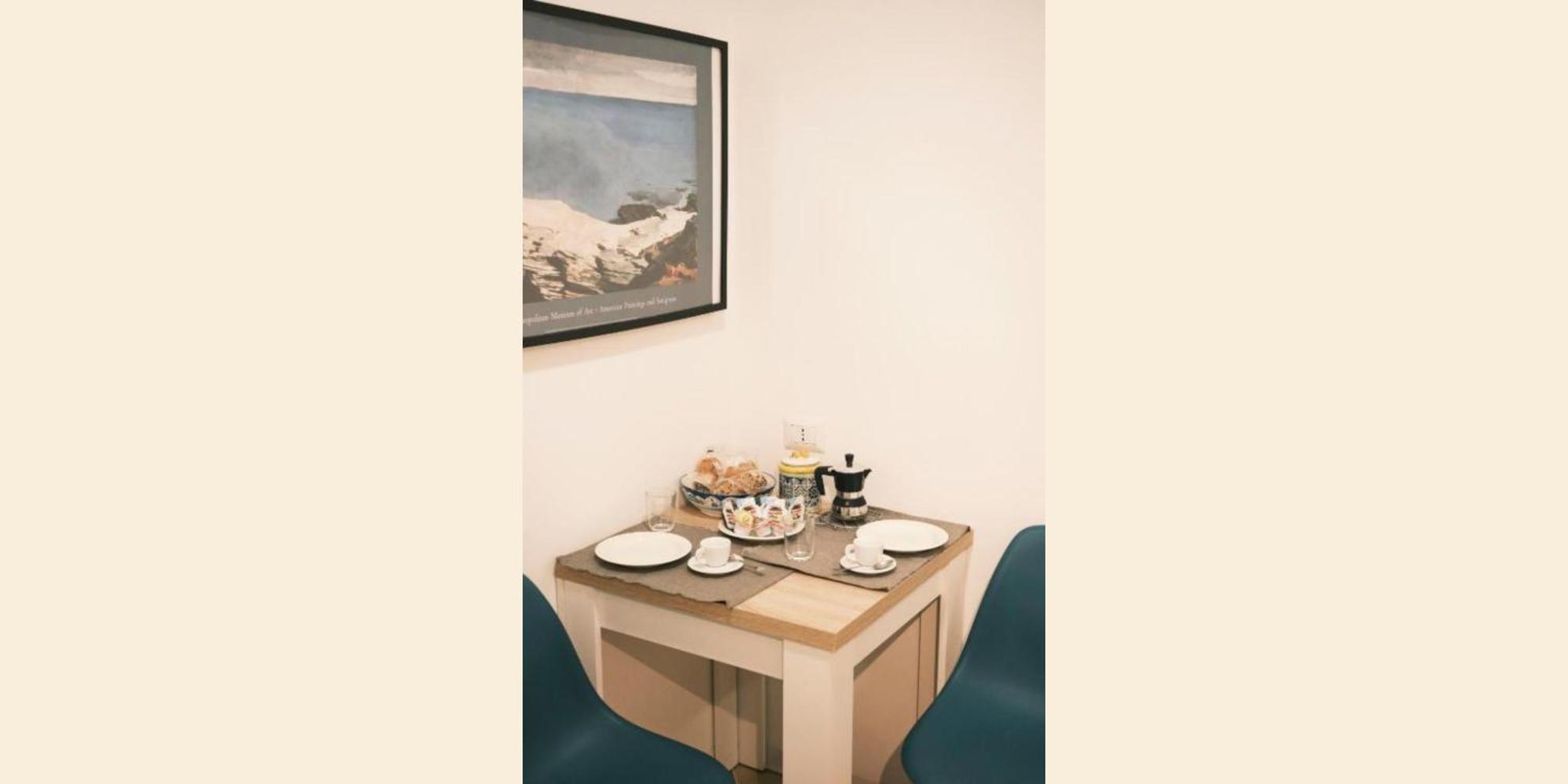 Apartment Nespolino, Piccola Casetta In Centro Storico Al Piano Terra Con Piccolo Spazio Esterno Privato *